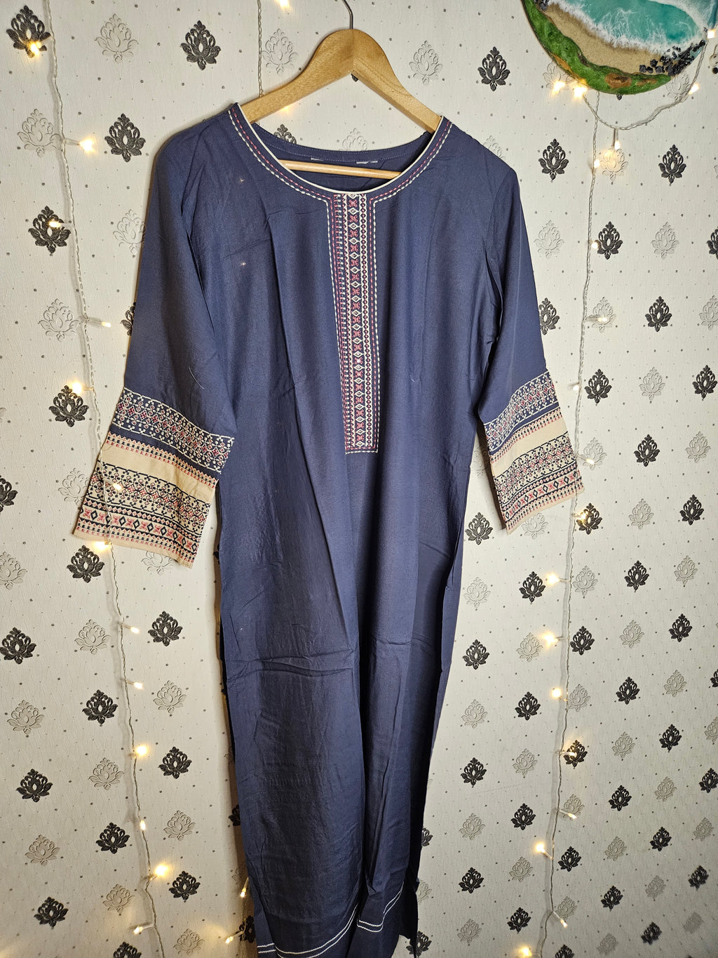 Daily wear kurta with embroidered neck and sleeves - All things Beautiful ✨️  #