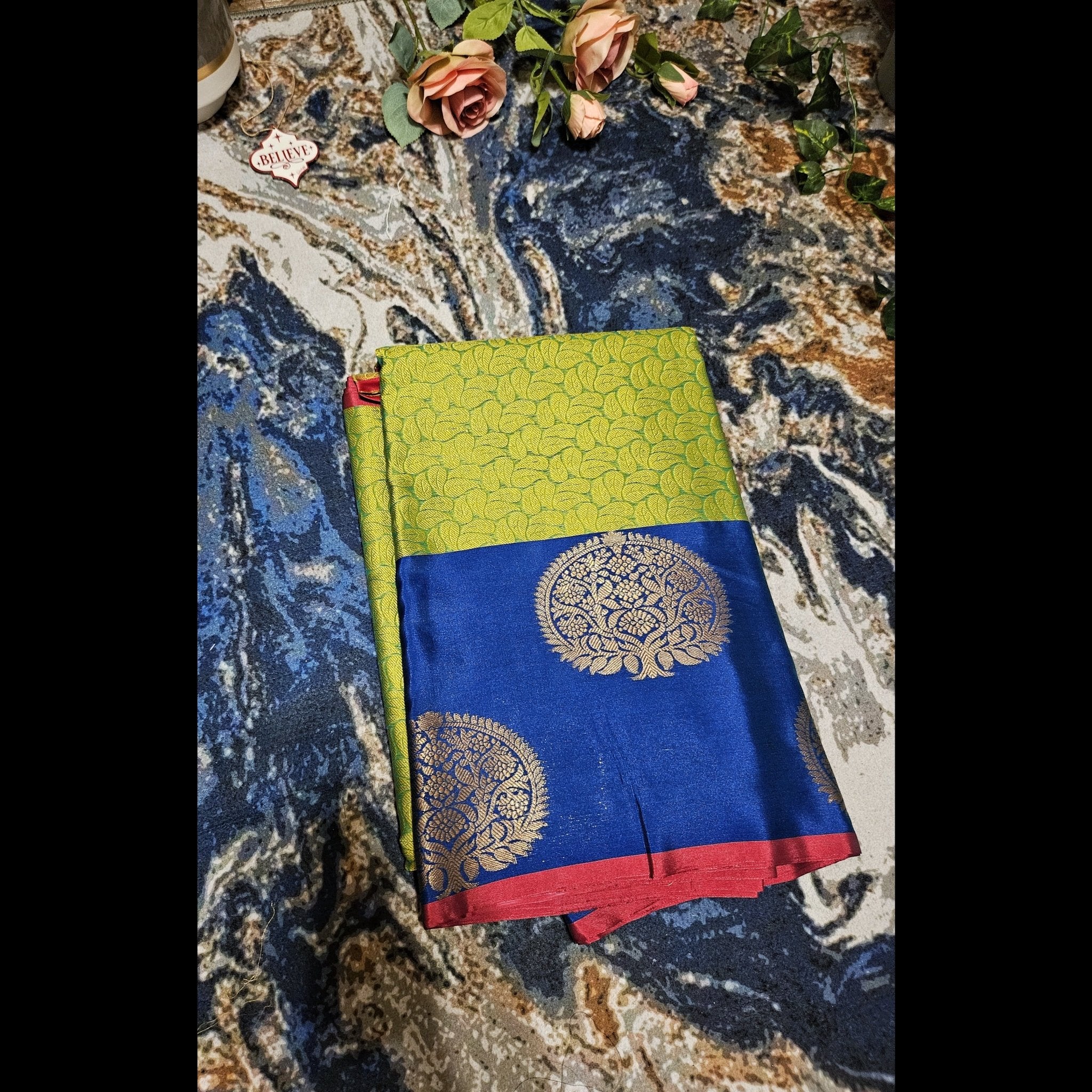 Parrot green Muslin Kora saree - All things Beautiful ✨️ 