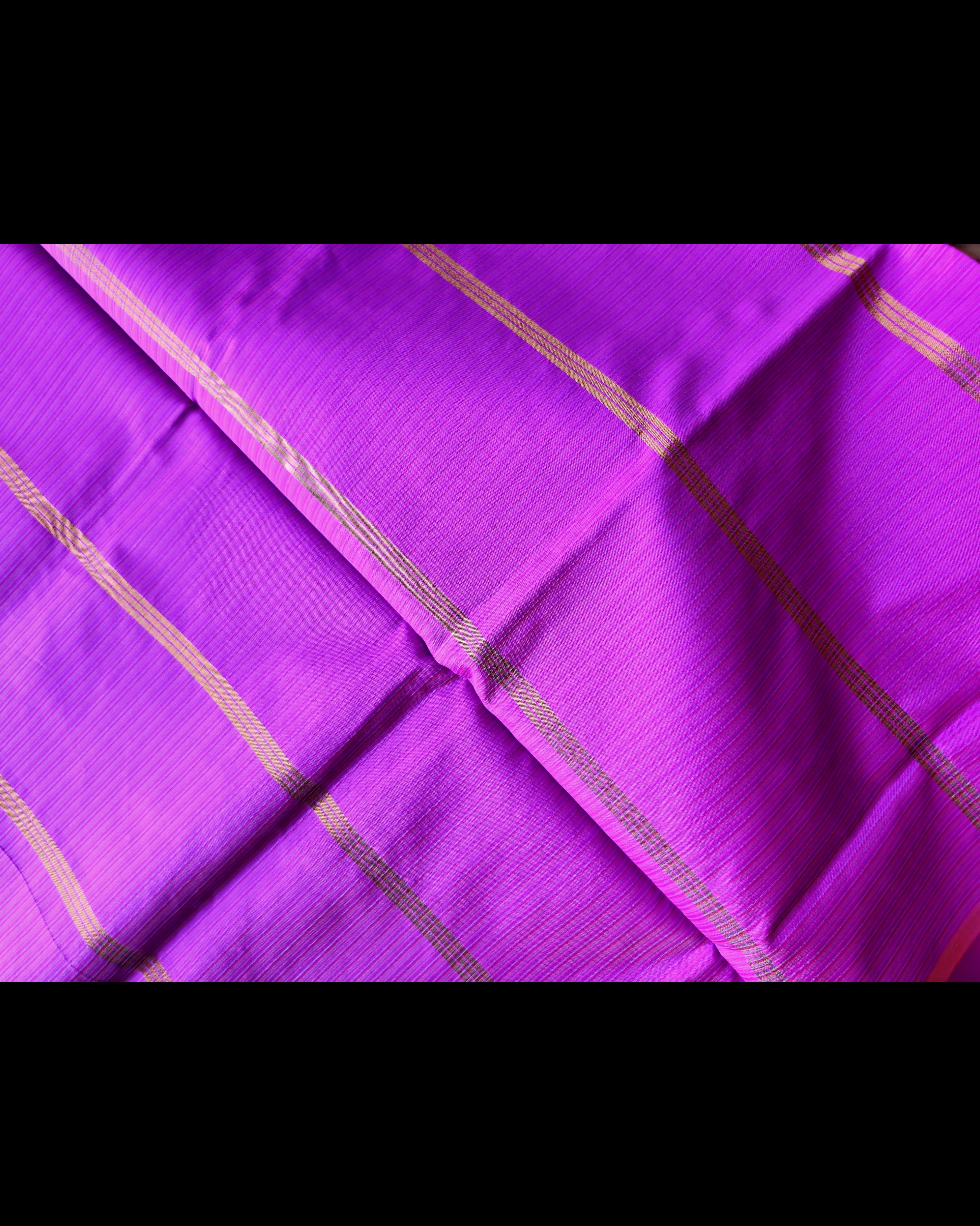 Parrot green- handloom silk saree - ATB - All things Beautiful ✨️ 