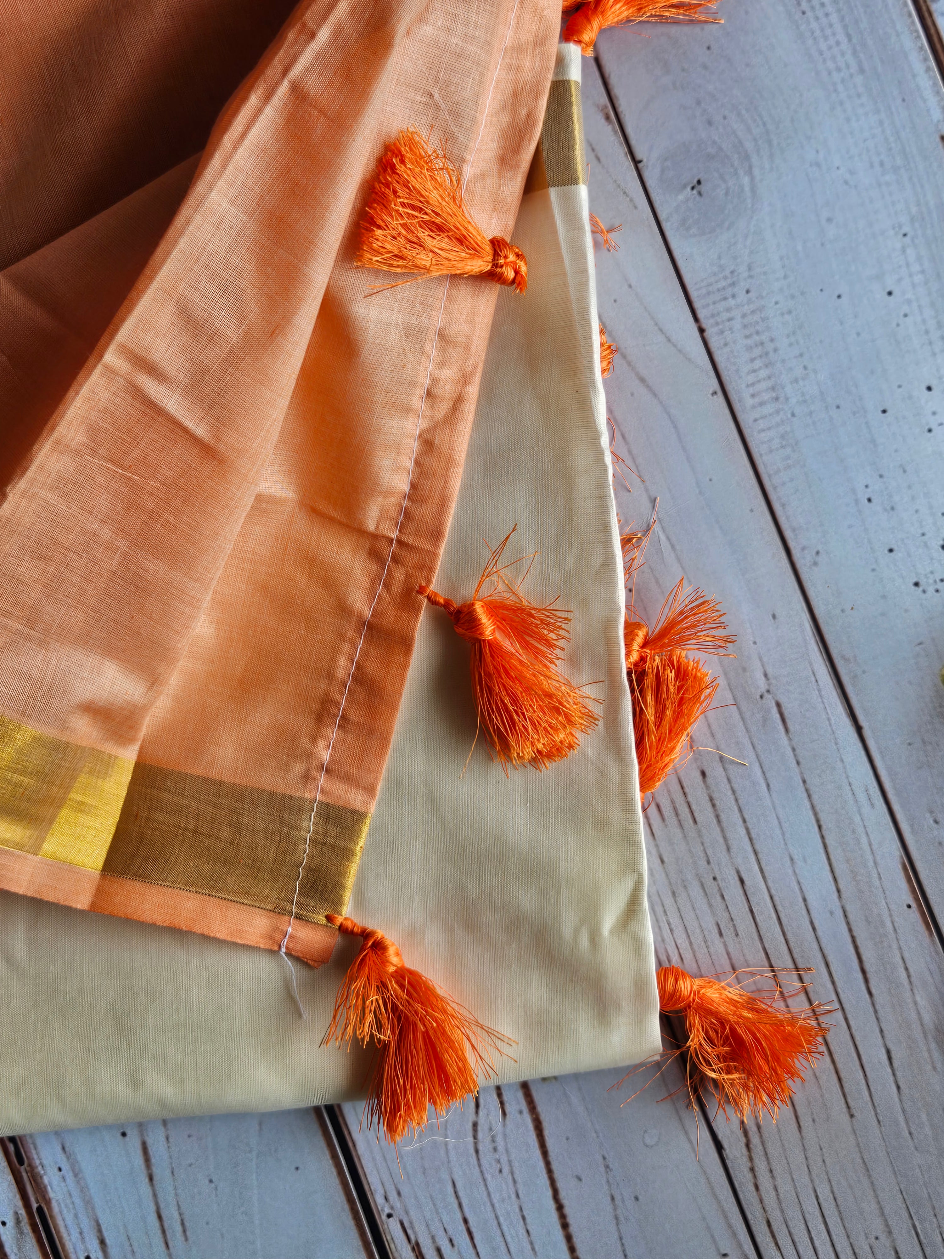 Kerala kasavu - Mul Cotton - Half dyed saree - ATB