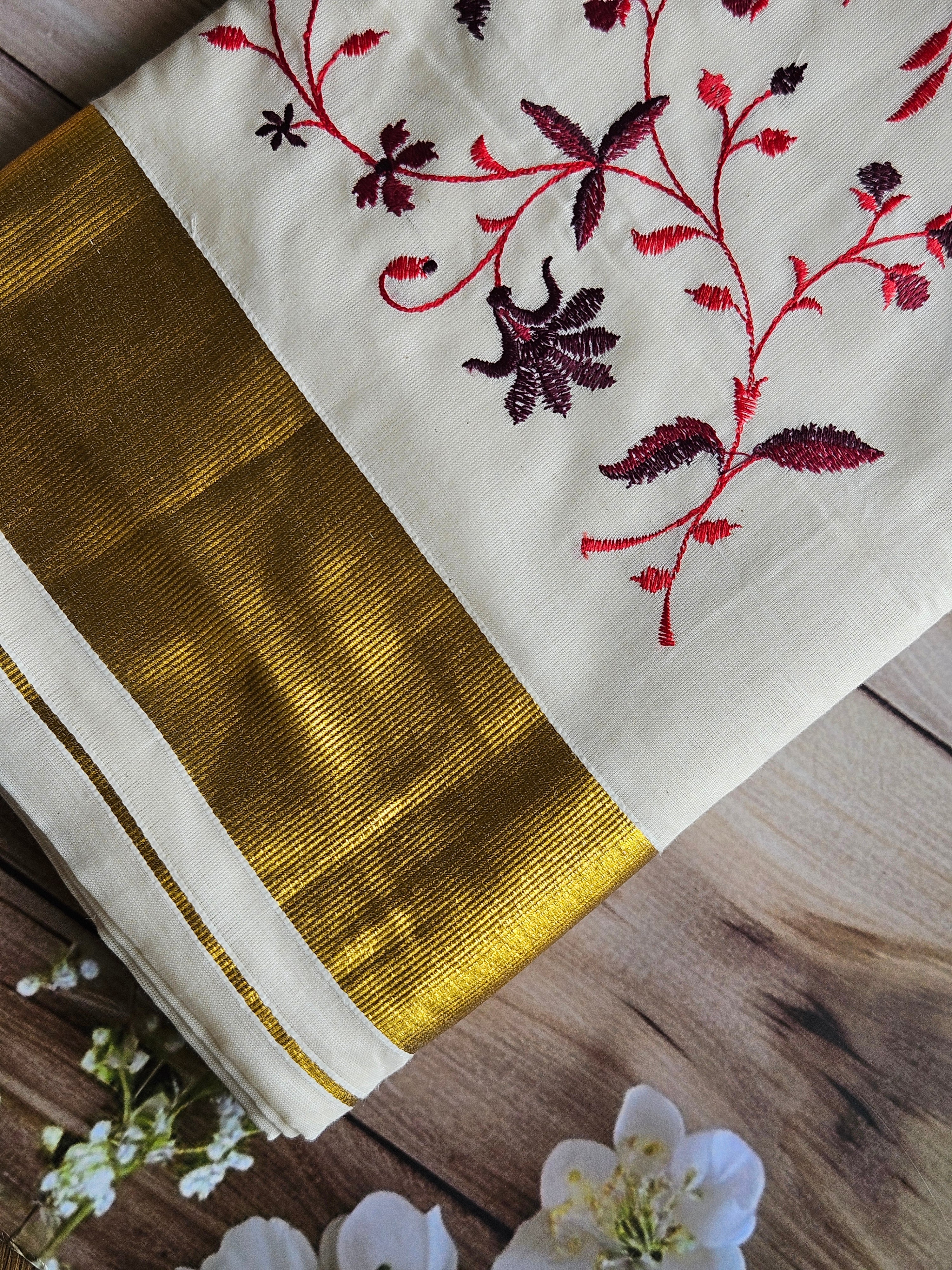Kerala kasavu - Embroidered Saree - ATB