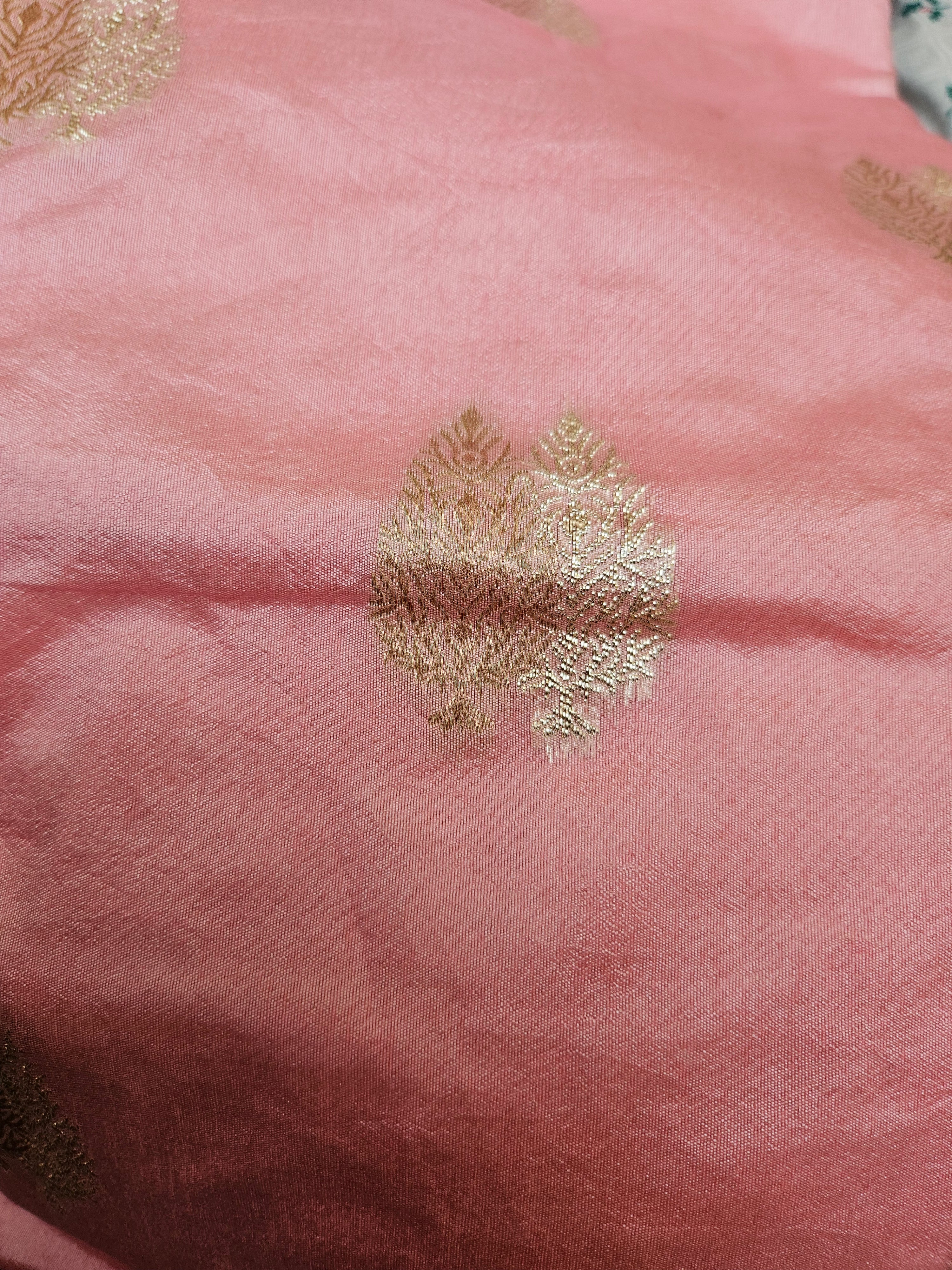 Banarasi Unstitched material - dual shade weaving - ATB ✨️